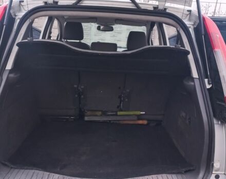 Серый Форд Си-Макс, объемом двигателя 0 л и пробегом 194 тыс. км за 5600 $, фото 10 на Automoto.ua