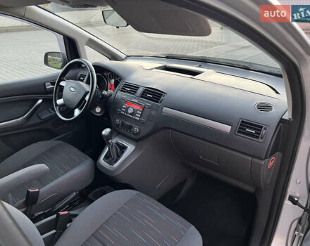 Серый Форд Си-Макс, объемом двигателя 1.8 л и пробегом 181 тыс. км за 5300 $, фото 71 на Automoto.ua