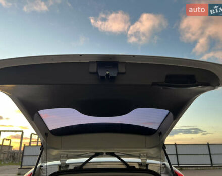 Серый Форд Си-Макс, объемом двигателя 1.8 л и пробегом 181 тыс. км за 5300 $, фото 43 на Automoto.ua