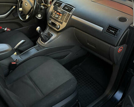 Серый Форд Си-Макс, объемом двигателя 1.56 л и пробегом 305 тыс. км за 5400 $, фото 17 на Automoto.ua