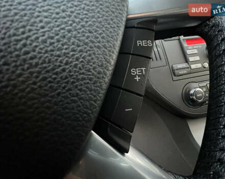 Серый Форд Си-Макс, объемом двигателя 1.8 л и пробегом 181 тыс. км за 5300 $, фото 55 на Automoto.ua