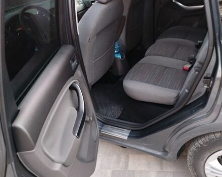 Сірий Форд Сі-Макс, об'ємом двигуна 1.6 л та пробігом 27 тис. км за 4600 $, фото 9 на Automoto.ua