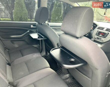 Сірий Форд Сі-Макс, об'ємом двигуна 1.56 л та пробігом 344 тис. км за 5699 $, фото 20 на Automoto.ua