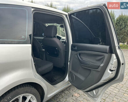 Сірий Форд Сі-Макс, об'ємом двигуна 1.56 л та пробігом 344 тис. км за 5699 $, фото 10 на Automoto.ua