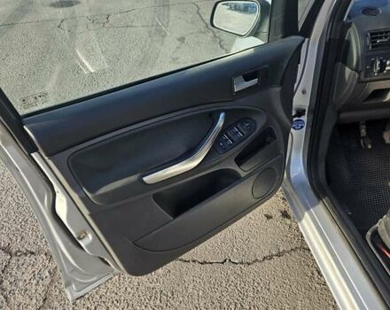 Сірий Форд Сі-Макс, об'ємом двигуна 1.6 л та пробігом 300 тис. км за 4500 $, фото 7 на Automoto.ua