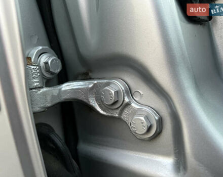 Серый Форд Си-Макс, объемом двигателя 1.8 л и пробегом 181 тыс. км за 5300 $, фото 78 на Automoto.ua