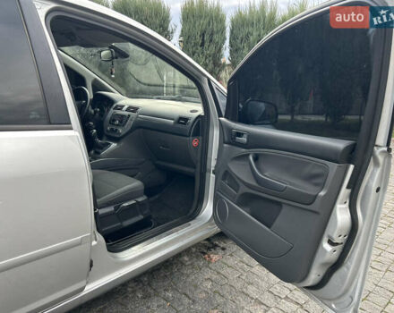 Сірий Форд Сі-Макс, об'ємом двигуна 1.56 л та пробігом 344 тис. км за 5699 $, фото 11 на Automoto.ua