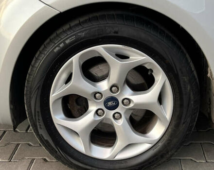 Серый Форд Си-Макс, объемом двигателя 1.8 л и пробегом 181 тыс. км за 5300 $, фото 16 на Automoto.ua