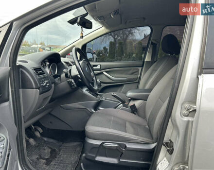 Сірий Форд Сі-Макс, об'ємом двигуна 1.56 л та пробігом 344 тис. км за 5699 $, фото 13 на Automoto.ua