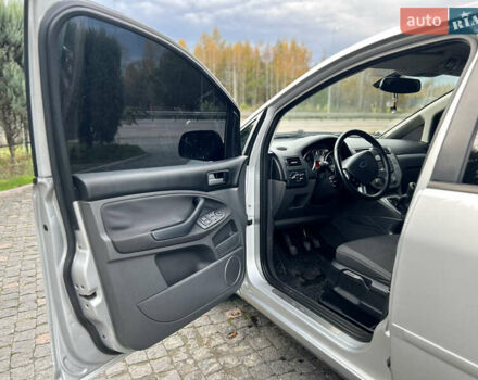 Сірий Форд Сі-Макс, об'ємом двигуна 1.56 л та пробігом 344 тис. км за 5699 $, фото 8 на Automoto.ua