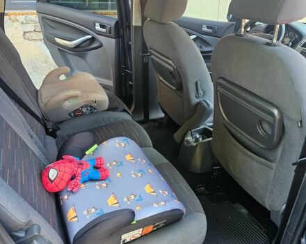 Серый Форд Си-Макс, объемом двигателя 1.6 л и пробегом 272 тыс. км за 5900 $, фото 8 на Automoto.ua