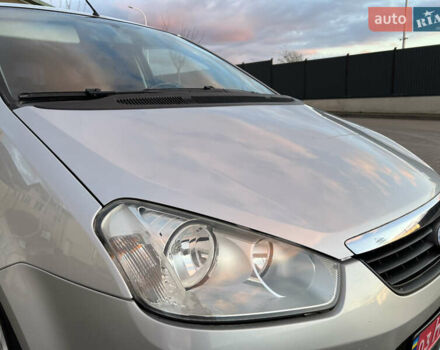 Серый Форд Си-Макс, объемом двигателя 1.8 л и пробегом 181 тыс. км за 5300 $, фото 35 на Automoto.ua