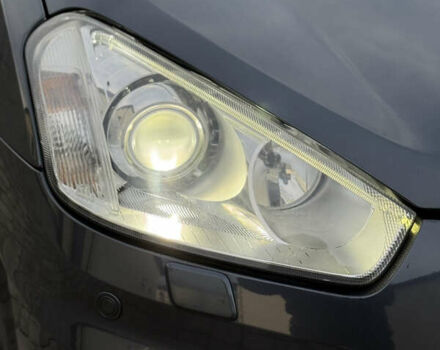 Серый Форд Си-Макс, объемом двигателя 1.6 л и пробегом 146 тыс. км за 6700 $, фото 18 на Automoto.ua