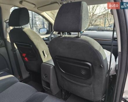 Сірий Форд Сі-Макс, об'ємом двигуна 1.8 л та пробігом 221 тис. км за 5900 $, фото 9 на Automoto.ua