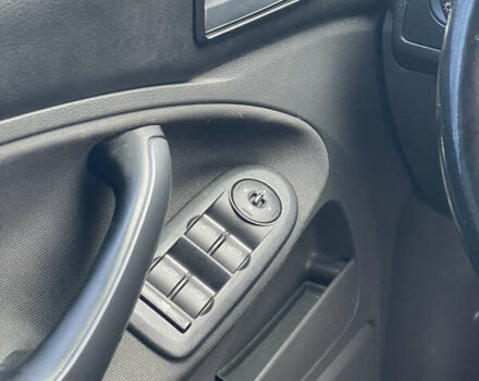 Серый Форд Си-Макс, объемом двигателя 1.56 л и пробегом 130 тыс. км за 5450 $, фото 8 на Automoto.ua