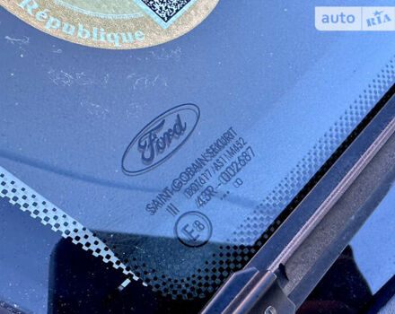 Сірий Форд Сі-Макс, об'ємом двигуна 1.6 л та пробігом 215 тис. км за 6650 $, фото 76 на Automoto.ua