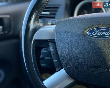 Серый Форд Си-Макс, объемом двигателя 1.8 л и пробегом 188 тыс. км за 7700 $, фото 15 на Automoto.ua