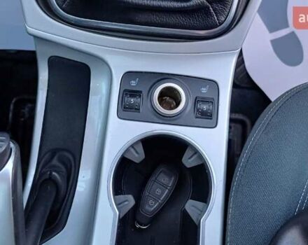 Серый Форд Си-Макс, объемом двигателя 1.6 л и пробегом 267 тыс. км за 7999 $, фото 23 на Automoto.ua