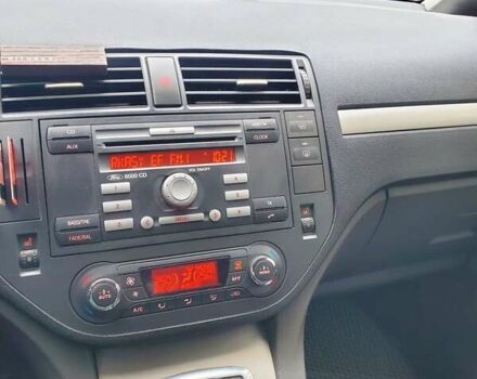 Сірий Форд Сі-Макс, об'ємом двигуна 1.6 л та пробігом 310 тис. км за 5600 $, фото 5 на Automoto.ua