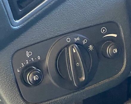 Форд Сі-Макс 2010 у Косове на Automoto.ua Сірий Форд Сі-Макс, об'ємом двигуна 1.6 л та пробігом 253 тис. км за 7800 $, фото 8 на Automoto.ua