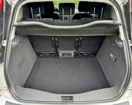 Сірий Форд Сі-Макс, об'ємом двигуна 1.8 л та пробігом 221 тис. км за 5900 $, фото 21 на Automoto.ua