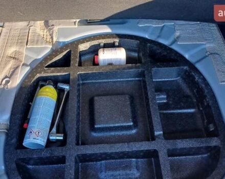 Серый Форд Си-Макс, объемом двигателя 1.6 л и пробегом 267 тыс. км за 7999 $, фото 11 на Automoto.ua