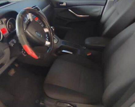 Серый Форд Си-Макс, объемом двигателя 2 л и пробегом 218 тыс. км за 5899 $, фото 5 на Automoto.ua