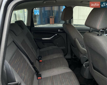 Серый Форд Си-Макс, объемом двигателя 1.6 л и пробегом 207 тыс. км за 5500 $, фото 23 на Automoto.ua