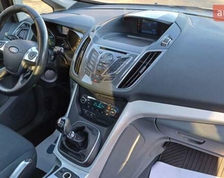 Серый Форд Си-Макс, объемом двигателя 1.6 л и пробегом 267 тыс. км за 7999 $, фото 21 на Automoto.ua