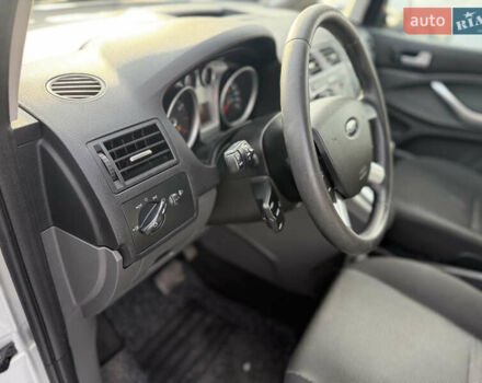 Серый Форд Си-Макс, объемом двигателя 2 л и пробегом 200 тыс. км за 6750 $, фото 20 на Automoto.ua