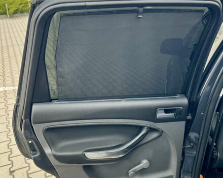 Серый Форд Си-Макс, объемом двигателя 1.8 л и пробегом 200 тыс. км за 6450 $, фото 15 на Automoto.ua