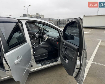 Серый Форд Си-Макс, объемом двигателя 2 л и пробегом 241 тыс. км за 6500 $, фото 5 на Automoto.ua