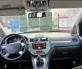 Серый Форд Си-Макс, объемом двигателя 1.75 л и пробегом 312 тыс. км за 4500 $, фото 4 на Automoto.ua