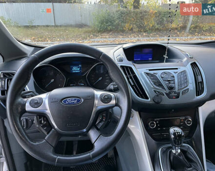 Серый Форд Си-Макс, объемом двигателя 1.56 л и пробегом 220 тыс. км за 7800 $, фото 14 на Automoto.ua