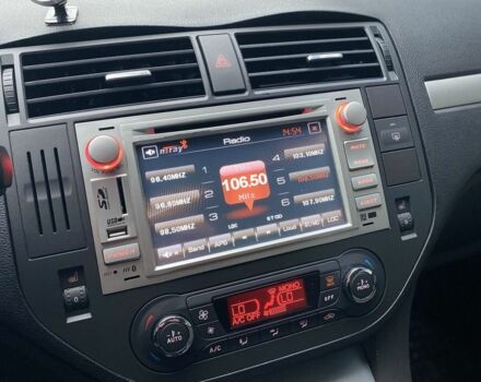 Сірий Форд Сі-Макс, об'ємом двигуна 1.6 л та пробігом 207 тис. км за 5700 $, фото 12 на Automoto.ua