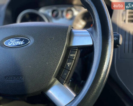 Серый Форд Си-Макс, объемом двигателя 1.8 л и пробегом 188 тыс. км за 7700 $, фото 16 на Automoto.ua