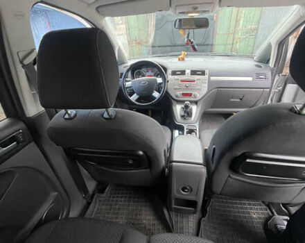 Серый Форд Си-Макс, объемом двигателя 1.56 л и пробегом 130 тыс. км за 5450 $, фото 4 на Automoto.ua