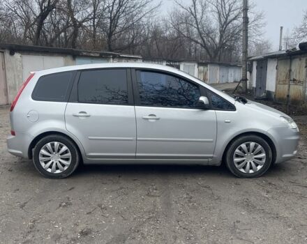 Серый Форд Си-Макс, объемом двигателя 1.6 л и пробегом 200 тыс. км за 5600 $, фото 3 на Automoto.ua