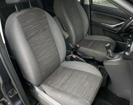 Сірий Форд Сі-Макс, об'ємом двигуна 1.6 л та пробігом 207 тис. км за 5700 $, фото 19 на Automoto.ua