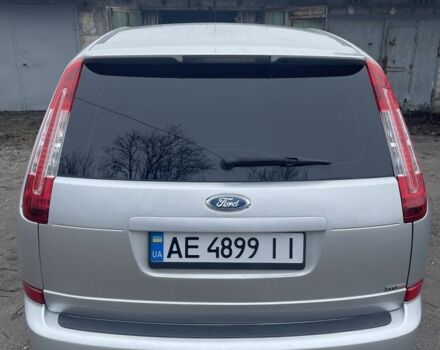 Серый Форд Си-Макс, объемом двигателя 1.6 л и пробегом 200 тыс. км за 5600 $, фото 1 на Automoto.ua