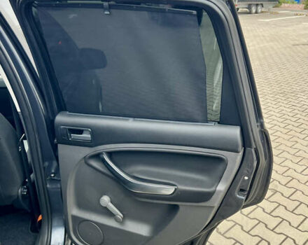 Серый Форд Си-Макс, объемом двигателя 1.8 л и пробегом 200 тыс. км за 6450 $, фото 23 на Automoto.ua