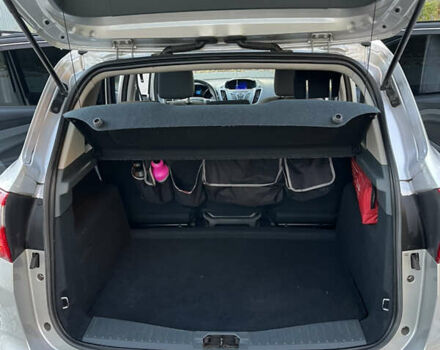 Серый Форд Си-Макс, объемом двигателя 1.56 л и пробегом 220 тыс. км за 7800 $, фото 23 на Automoto.ua