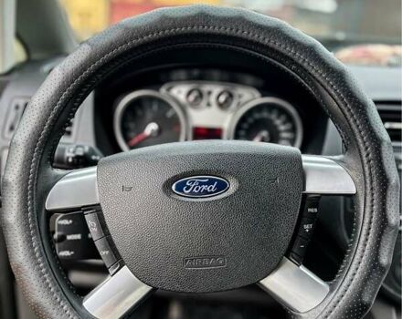 Серый Форд Си-Макс, объемом двигателя 1.6 л и пробегом 279 тыс. км за 5500 $, фото 4 на Automoto.ua