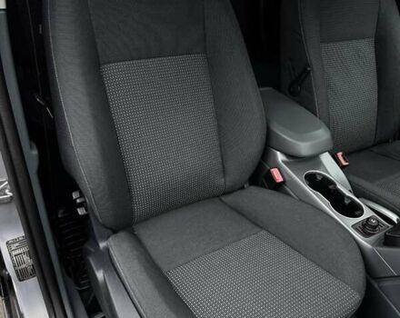 Серый Форд Си-Макс, объемом двигателя 1.6 л и пробегом 218 тыс. км за 7900 $, фото 30 на Automoto.ua