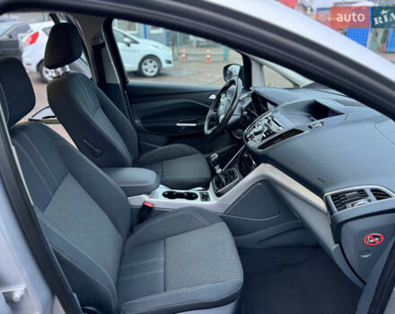 Серый Форд Си-Макс, объемом двигателя 1.6 л и пробегом 234 тыс. км за 9300 $, фото 53 на Automoto.ua