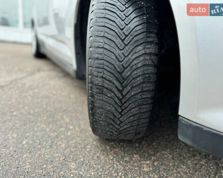 Серый Форд Си-Макс, объемом двигателя 1.6 л и пробегом 234 тыс. км за 9300 $, фото 22 на Automoto.ua