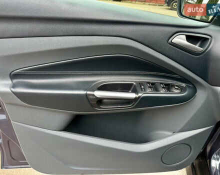 Серый Форд Си-Макс, объемом двигателя 1.6 л и пробегом 173 тыс. км за 6999 $, фото 15 на Automoto.ua