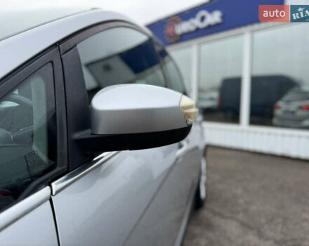 Серый Форд Си-Макс, объемом двигателя 1.6 л и пробегом 234 тыс. км за 9300 $, фото 14 на Automoto.ua