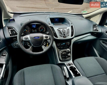 Серый Форд Си-Макс, объемом двигателя 1.6 л и пробегом 218 тыс. км за 6999 $, фото 18 на Automoto.ua