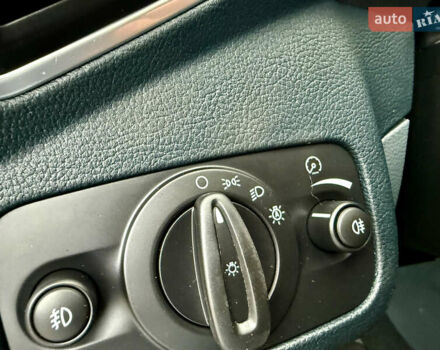 Серый Форд Си-Макс, объемом двигателя 1.6 л и пробегом 173 тыс. км за 6999 $, фото 16 на Automoto.ua